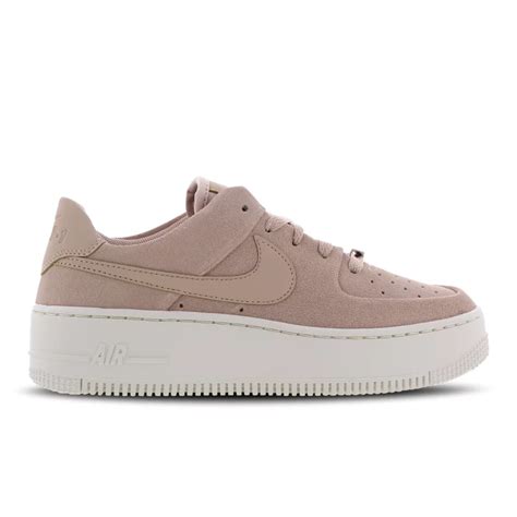 footlocker dames nike schoenen|NIKE.